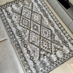 Tapete Sala Geométrico Antiderrapante - Martin 1,32x2,00mts